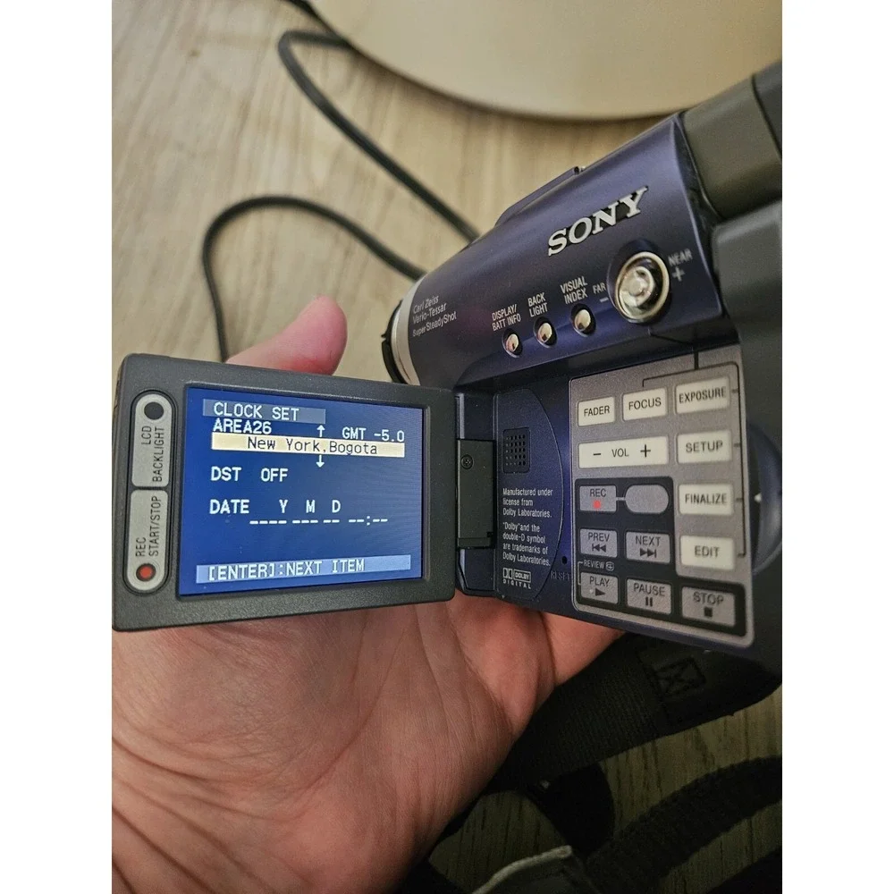 Sony Handycam DCR-DVD101 Digital DVD Camcorder Read!!!